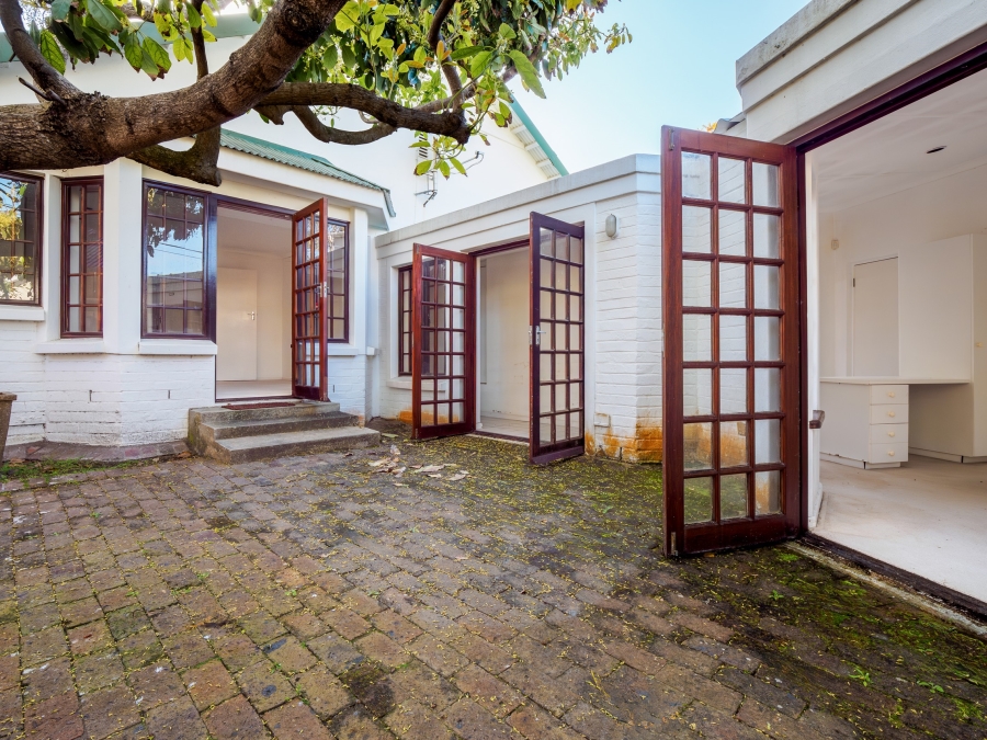 3 Bedroom Property for Sale in Leisure Isle Western Cape